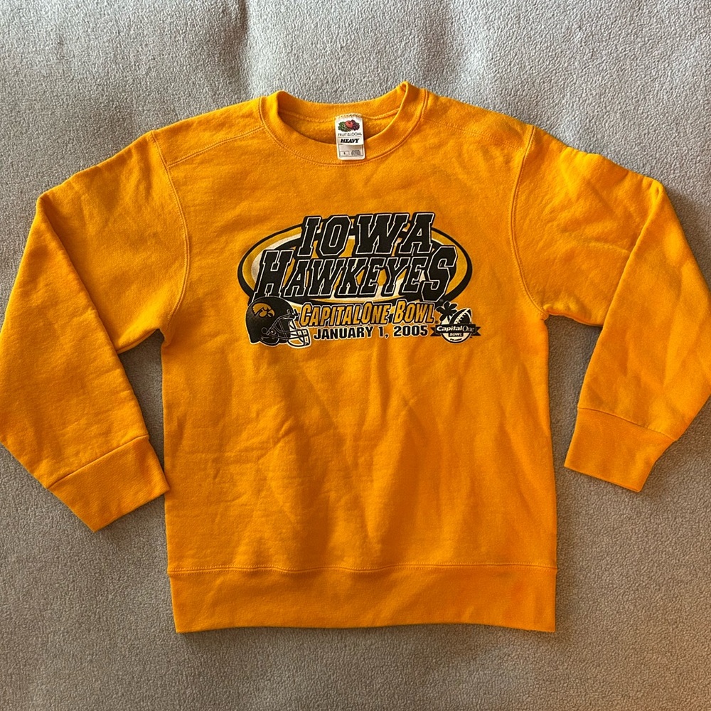 2005 Iowa Hawkeye Crewneck S